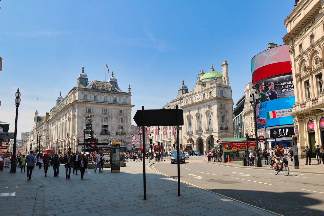 Picadilly Circus